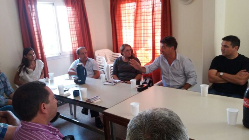 Reunión de equipo de la sede de extensión áulica de San Andrés de Giles